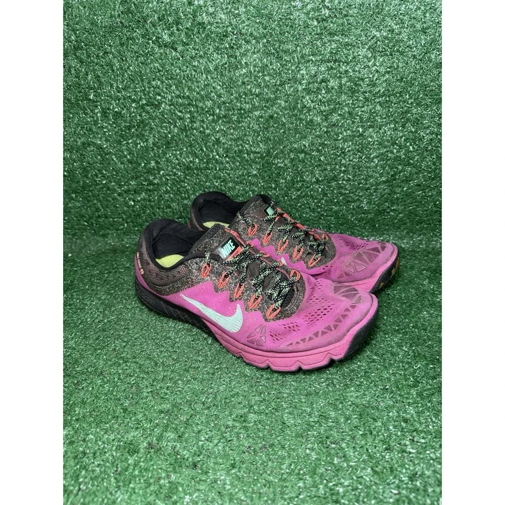 Nike shoes zoom